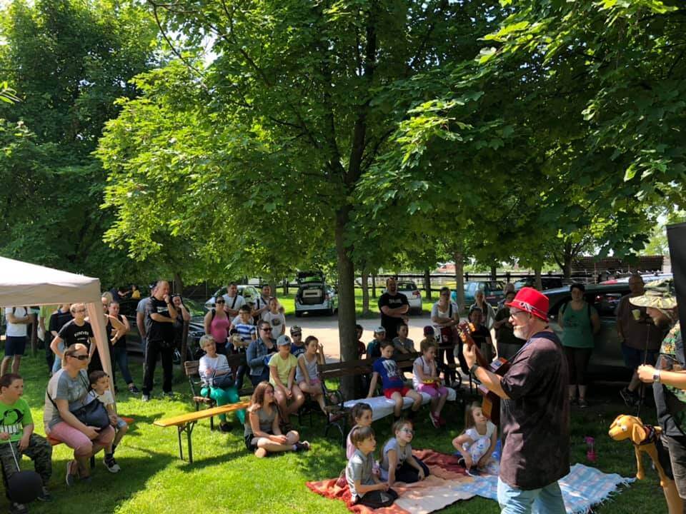 61350385_1296203383866545_1392054395906031616_n